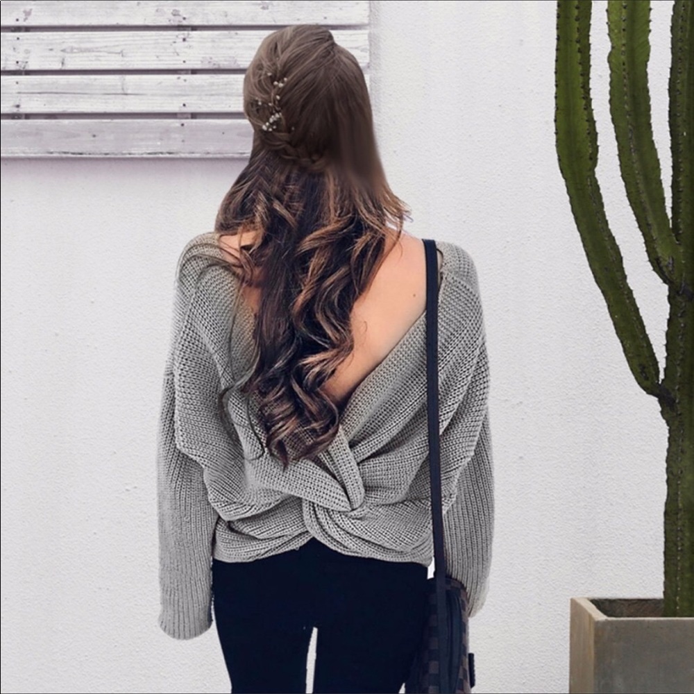 🖤New🖤Gray Twisted Knot V neck sweater - Picture 4 of 8